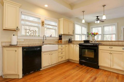 388 County Rd, Pocasset, MA 02559 photo 3