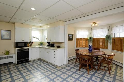 8 Whitcomb Ave, Ayer, MA 01432 photo 6