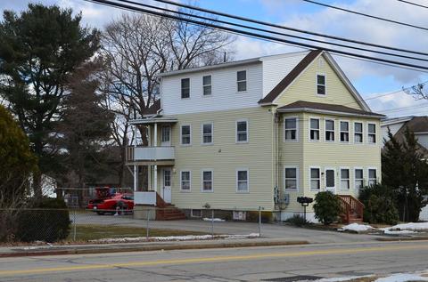 143 Lake St, Webster, MA 01570 photo 1