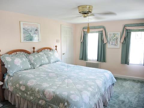 34 Meadowbrook Rd, Needham, MA 02492 photo 18
