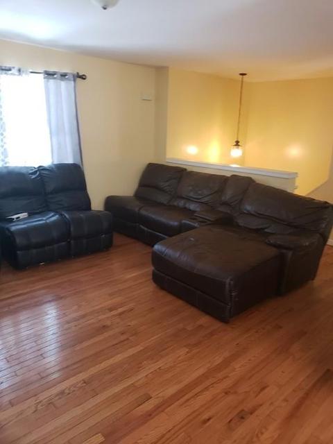 9 Sherer Trl, Worcester, MA 01603 photo 2