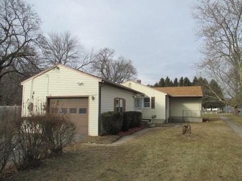 936 Parker, Springfield, MA 01129 photo 1