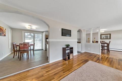 77 Valley Rd, Springfield, MA 01119 photo 10