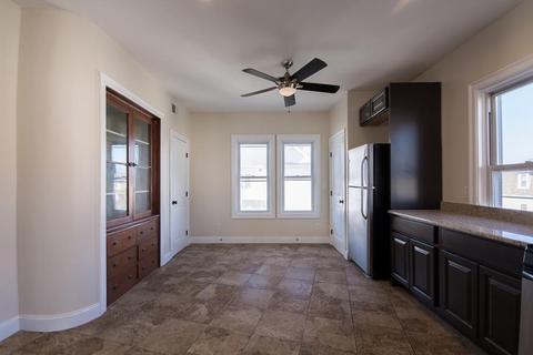 176 Oliver St, Fall River, MA 02724 photo 4