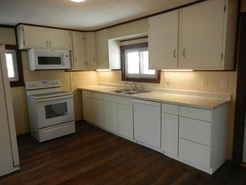 41 Keyes St, Warren, MA 01083 photo 4