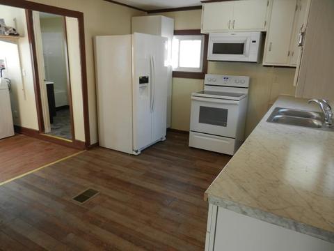 41 Keyes St, Warren, MA 01083 photo 3