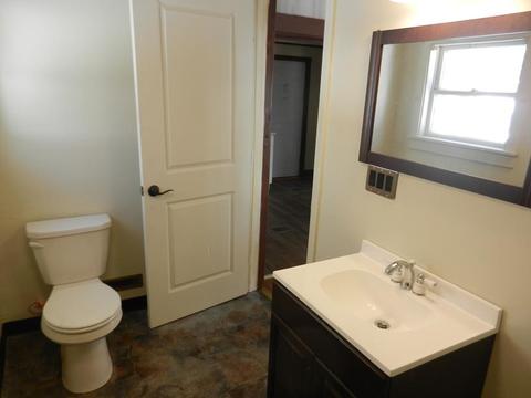 41 Keyes St, Warren, MA 01083 photo 6