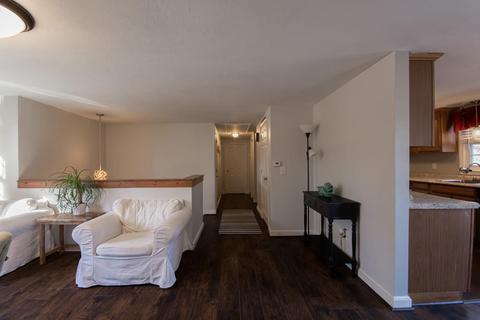 33 Mayflower Ln, East Wareham, MA 02538 photo 7