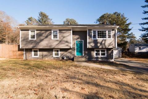 33 Mayflower Ln, East Wareham, MA 02538 photo 1