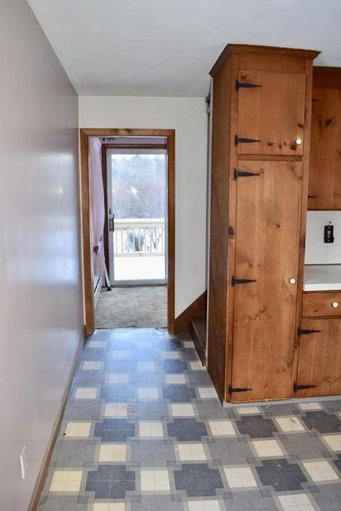 363 E Mountain Rd, Westfield, MA 01085 photo 6