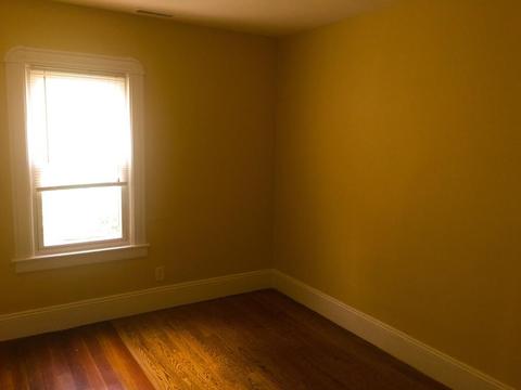 75 Clantoy St, Springfield, MA 01104 photo 5
