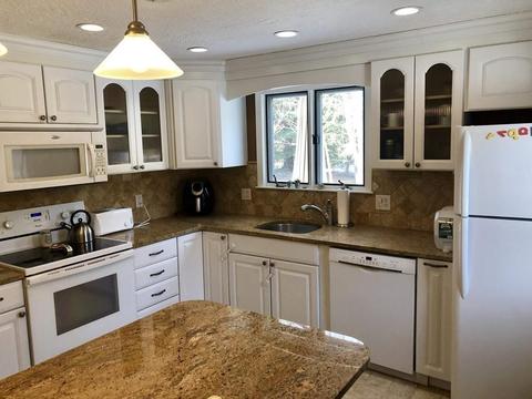 14 Squibnocket Rd, Franklin, MA 02038 photo 2