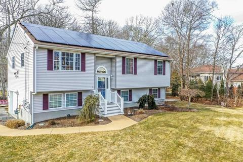 4 Forestview Dr, Fairhaven, MA 02719 photo 2