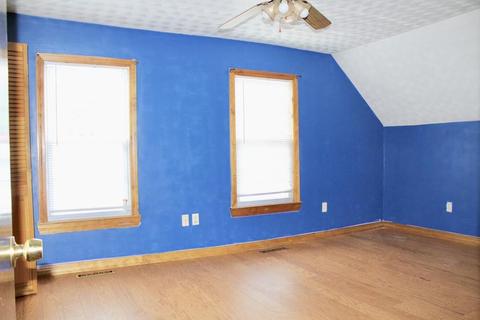 1384 Middlesex St, Lowell, MA 01851 photo 25