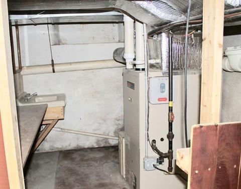 1384 Middlesex St, Lowell, MA 01851 photo 32
