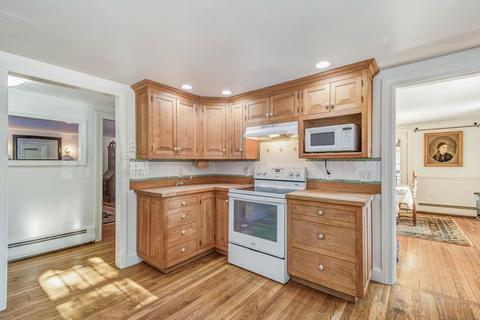 29 Mohawk Dr, Acton, MA 01720 photo 4