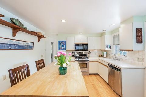 46 Bennett Rd, Marblehead, MA 01945 photo 7