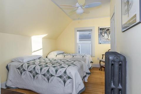 5 Harold Ave, Gloucester, MA 01930 photo 17