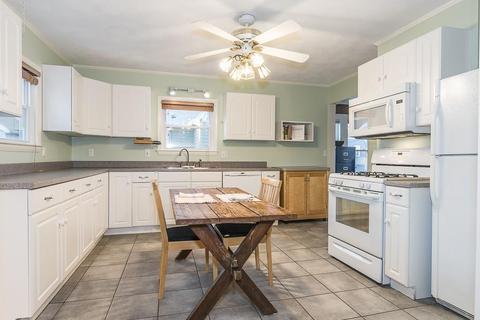 5 Harold Ave, Gloucester, MA 01930 photo 6