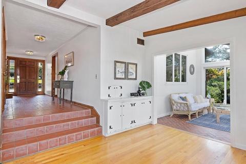 27 Pinecliff Dr, Marblehead, MA 01945 photo 7