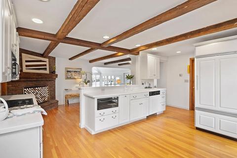 27 Pinecliff Dr, Marblehead, MA 01945 photo 15