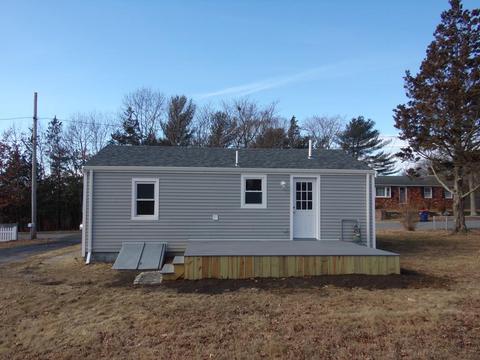 147 Sycamore St, Fairhaven, MA 02719 photo 5