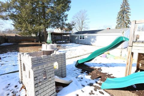 833 Pendleton Ave, Chicopee, MA 01020 photo 28