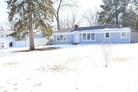 833 Pendleton Ave, Chicopee, MA 01020 photo 2