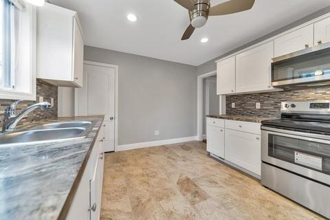 72 Princeton St, Springfield, MA 01109 photo 14
