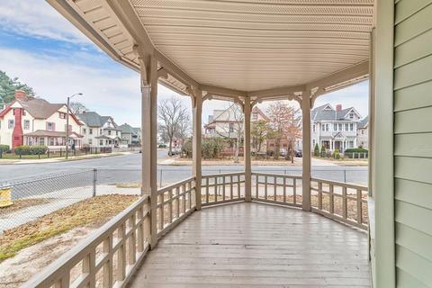 72 Princeton St, Springfield, MA 01109 photo 4