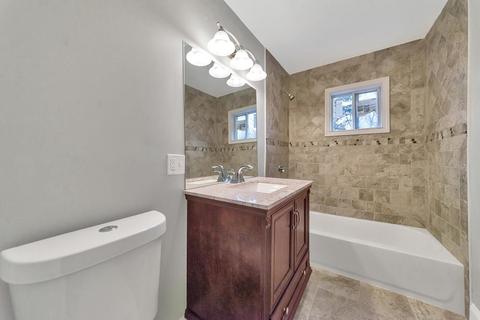 72 Princeton St, Springfield, MA 01109 photo 17