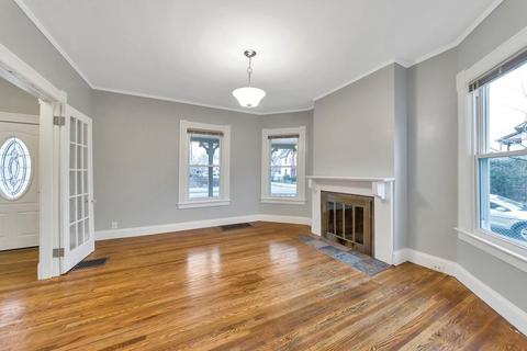 72 Princeton St, Springfield, MA 01109 photo 5