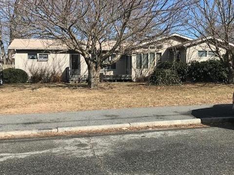 34 Saxon St, Fall River, MA 02720 photo 1