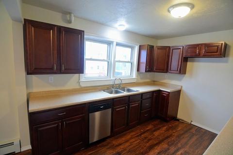 180 Pilgrim Ave, Worcester, MA 01604 photo 3
