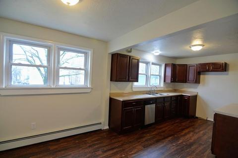 180 Pilgrim Ave, Worcester, MA 01604 photo 4