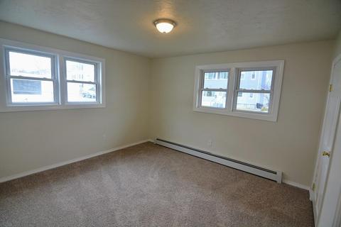180 Pilgrim Ave, Worcester, MA 01604 photo 11