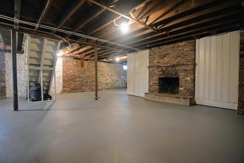 180 Pilgrim Ave, Worcester, MA 01604 photo 21