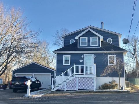 32 Bernard St, Acushnet, MA 02743 photo 1
