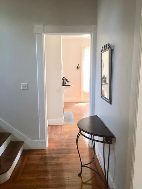 57 Avon Pl, Springfield, MA 01105 photo 5