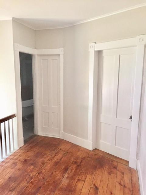 57 Avon Pl, Springfield, MA 01105 photo 11