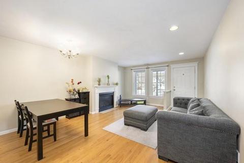 216 Main St #D2, Maynard, MA 01754 photo 4