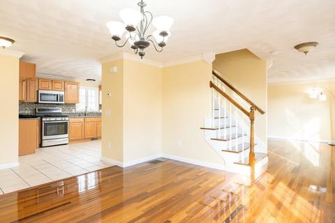 29 Mohave Rd, Worcester, MA 01606 photo 3