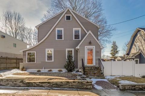 174 William St, Stoneham, MA 02180 photo 1