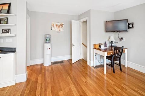 16 Miles Rd, Hingham, MA 02043 photo 14