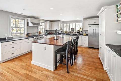 16 Miles Rd, Hingham, MA 02043 photo 9