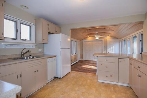 1 White Ave, Maynard, MA 01754 photo 8