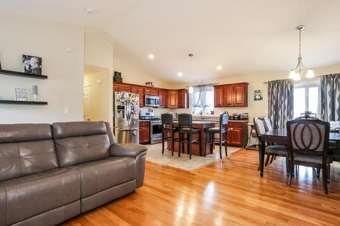 57 Clarkson St, Fall River, MA 02724 photo 5