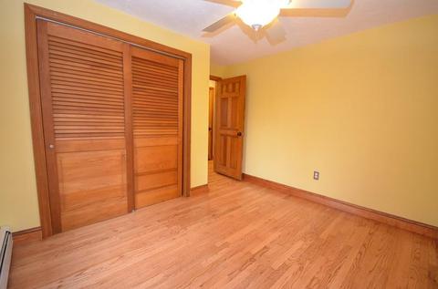 300 Eight Lots Rd, Sutton, MA 01590 photo 13