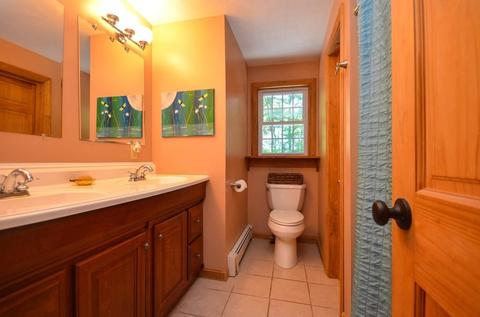 300 Eight Lots Rd, Sutton, MA 01590 photo 14