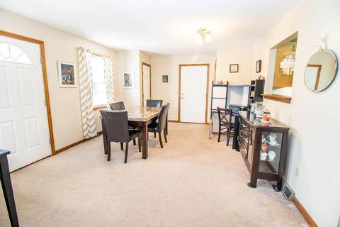 163 Lamont St, Springfield, MA 01119 photo 5